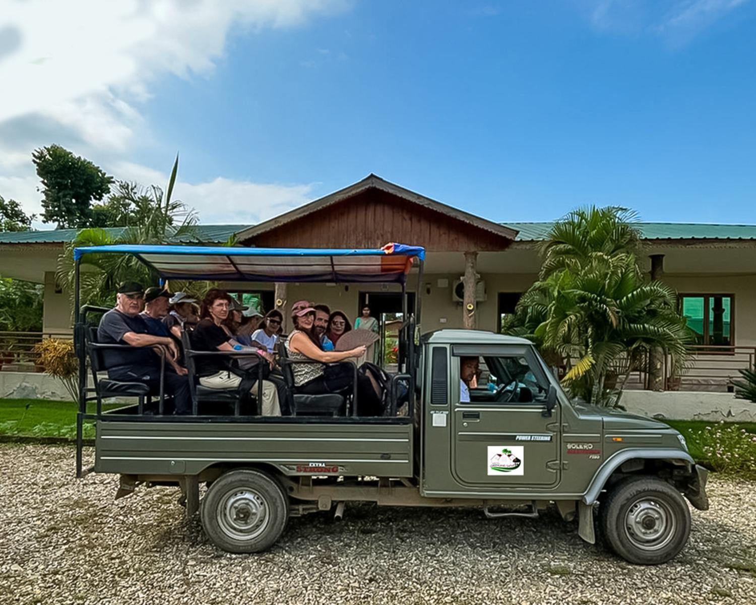 Greenland Safari, 사우라하 외부 사진